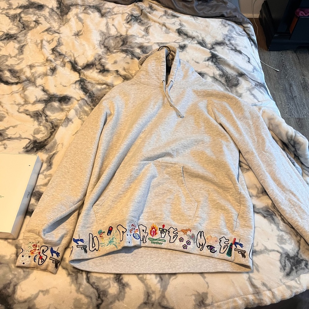 XL Supreme AOI Icons Hoodie